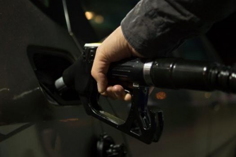 Dodatki do benzyny – dlaczego warto stosować?